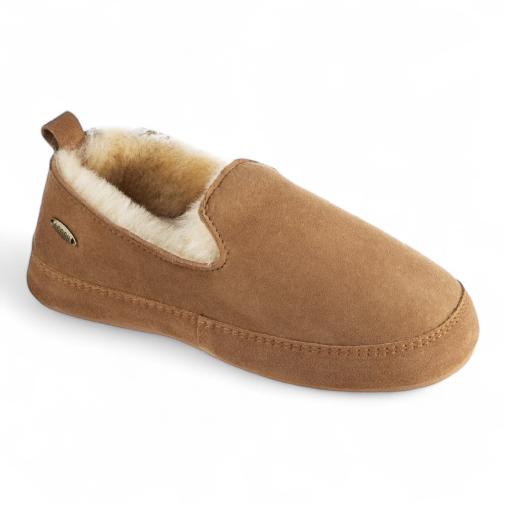 Acorn Ewe Sheepskin Loafer with Cloud Cushion Comfort, new without box